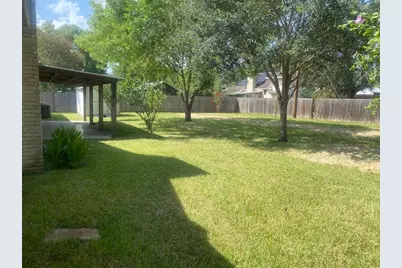 607 Rosewood Drive, Victoria, TX 77901 - Photo 16