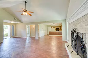607 Rosewood Dr, Victoria, TX 77901 - Photo 8