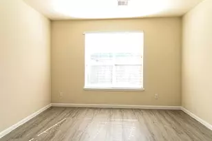 9711 Cira Court, Houston, TX 77044 - Photo 8