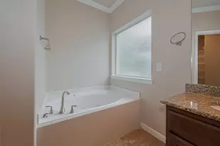15 Wenoah Pl, The Woodlands, TX 77389 - Photo 36