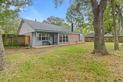 1207 Yorkshire Drive, Friendswood, TX 77546 - Photo 30