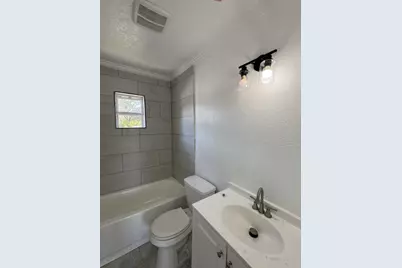 923 Knight Street #A2, Houston, TX 77022 - Photo 6