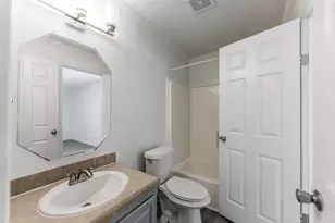 158 Varsity Circle, Huntsville, TX 77340 - Photo 20