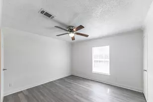 158 Varsity Circle, Huntsville, TX 77340 - Photo 8