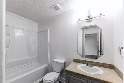 158 Varsity Circle, Huntsville, TX 77340 - Photo 14