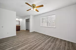 7503 Winkle Wood Ln, Houston, TX 77086 - Photo 8
