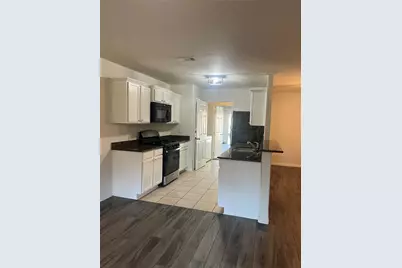 9919 Opal Rock Drive, Rosharon, TX 77583 - Photo 2