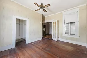 1702 Rosenberg St, Galveston, TX 77550 - Photo 2