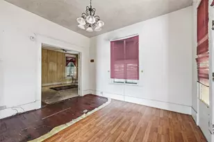 1702 Rosenberg St, Galveston, TX 77550 - Photo 4