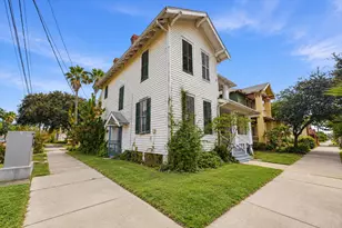1702 Rosenberg St, Galveston, TX 77550 - Photo 28