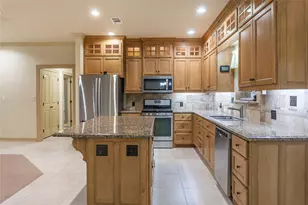 106 Hickory Ln, Village Mills, TX 77663 - Photo 18