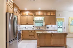106 Hickory Ln, Village Mills, TX 77663 - Photo 16