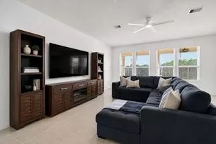 12818 Mossy Knl Dr, Houston, TX 77044 - Photo 10