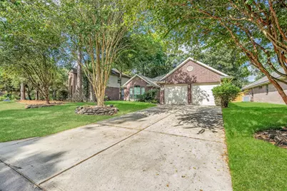 19 Terrell Trail Court, Conroe, TX 77385 - Photo 4