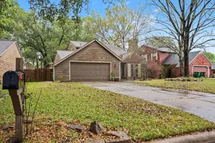 5322 Creek Shadows Dr, Houston, TX 77339 - Photo 2