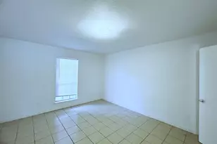 9201 Clarewood Dr, Houston, TX 77036 - Photo 8