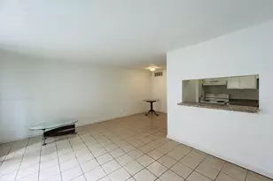 9201 Clarewood Dr, Houston, TX 77036 - Photo 2