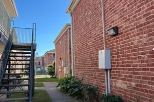 9201 Clarewood Dr, Houston, TX 77036 - Photo 10