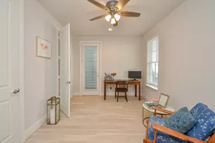 2419 W Kolbe Ln, Houston, TX 77080 - Photo 6