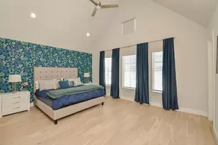 2419 W Kolbe Ln, Houston, TX 77080 - Photo 20