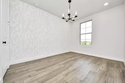 2920 Arbor Edge Crossing, Texas City, TX 77568 - Photo 4