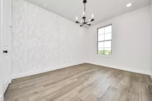 2920 Arbor Edge Crossing, Texas City, TX 77568 - Photo 4