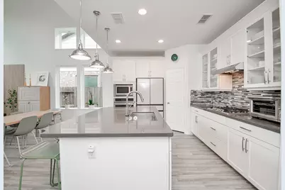 10143 Deerpark Drive, Missouri City, TX 77459 - Photo 12