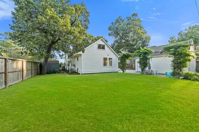742 W 42nd Street, Houston, TX 77018 - Photo 6