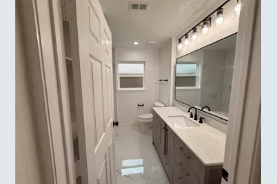 3303 Freshmeadows Drive, Houston, TX 77063 - Photo 22