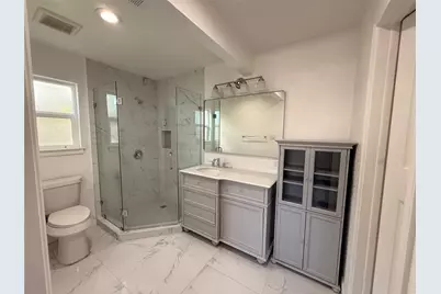 3303 Freshmeadows Drive, Houston, TX 77063 - Photo 18