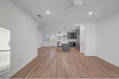 510 Samuel Ridge Drive, Dayton, TX 77535 - Photo 2