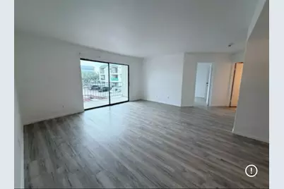 2820 S Bartell #I210, Houston, TX 77054 - Photo 2