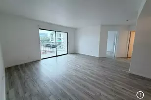 2820 S Bartell, Houston, TX 77054 - Photo 2