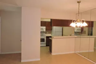 17401 Red Oak Dr, Houston, TX 77090 - Photo 8