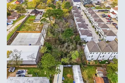 516 Martin Street, Houston, TX 77018 - Photo 1