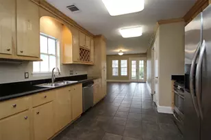 1010 Louise St, Houston, TX 77009 - Photo 8