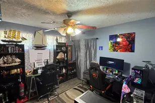 4717 17th St, Bacliff, TX 77518 - Photo 14