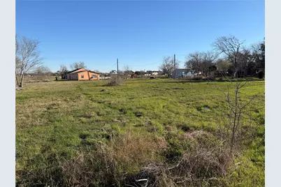 1508 Perryman Avenue, Palacios, TX 77465 - Photo 6