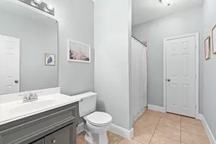 1010 Studer St, Houston, TX 77007 - Photo 20