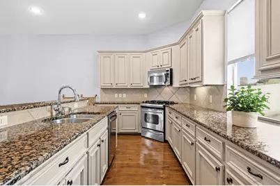 1010 Studer Street, Houston, TX 77007 - Photo 6