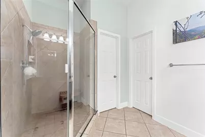 1010 Studer Street, Houston, TX 77007 - Photo 14