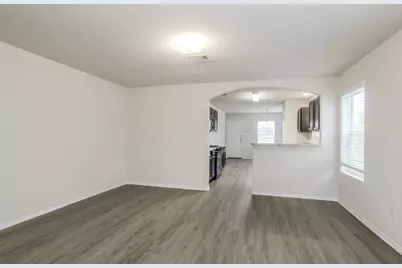 325 Shelby Meadow Drive, Willis, TX 77378 - Photo 6