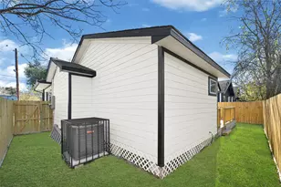 3510 Nagle St, Houston, TX 77004 - Photo 28