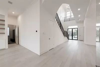 4923 Mimosa Street, Bellaire, TX 77401 - Photo 6