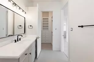 4923 Mimosa St, Bellaire, TX 77401 - Photo 36