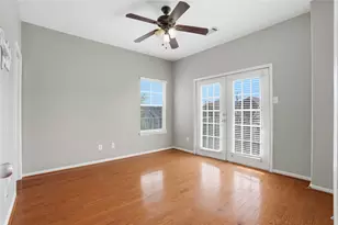 1129 W 15th 1/2 St, Houston, TX 77008 - Photo 18