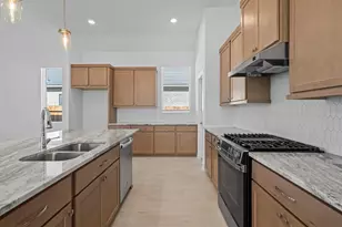 317 Gambels Quail Rd, Waller, TX 77447 - Photo 4