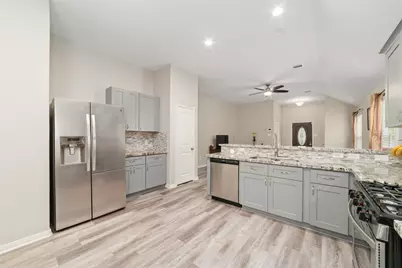 19610 Kingston Green Lane, Houston, TX 77073 - Photo 10