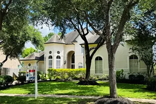 24 St Christopher Ct, Sugar Land, TX 77479 - Photo 1