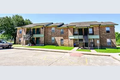 20 S Mechanic St, Bellville, TX 77418 - Photo 2